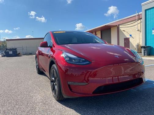 2025 Tesla Model Y Long Range Dual Motor All-Wheel Drive