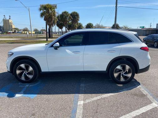 2024 Mercedes-Benz GLC 300 4MATIC