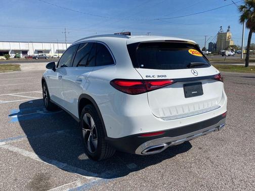 2024 Mercedes-Benz GLC 300 4MATIC