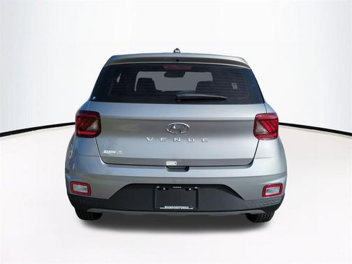 2025 Hyundai VENUE SE