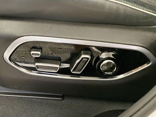 Bright White Clearcoat 2024 Jeep Grand Cherokee L Summit Reserve