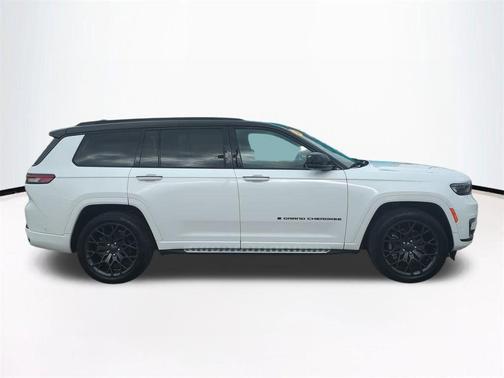 Bright White Clearcoat 2024 Jeep Grand Cherokee L Summit Reserve