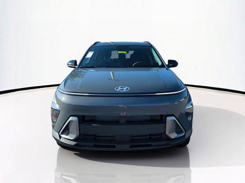 Gray 2027 Hyundai KONA SEL Sport