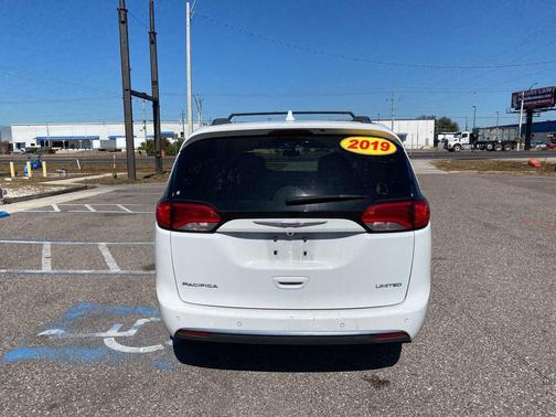 2019 Chrysler Pacifica Limited