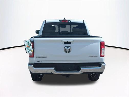 Bright White Clearcoat 2022 RAM 1500 Big Horn/Lone Star