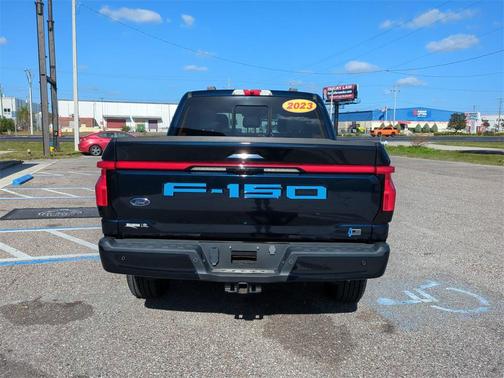 2023 Ford F-150 Lightning LARIAT
