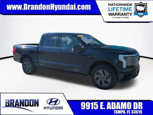 2023 Ford F-150 Lightning LARIAT