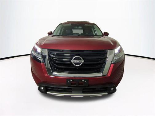 2022 Nissan Pathfinder Platinum 4WD