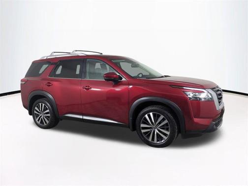 2022 Nissan Pathfinder Platinum 4WD