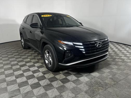 2023 Hyundai TUCSON SE
