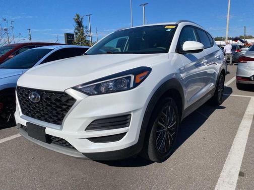 2021 Hyundai TUCSON SEL
