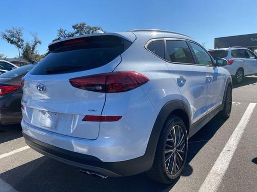 2021 Hyundai TUCSON SEL