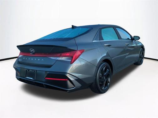 2026 Hyundai ELANTRA Sport