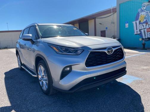 2021 Toyota Highlander Platinum