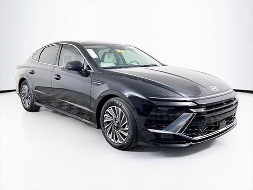 2025 Hyundai SONATA Hybrid Limited