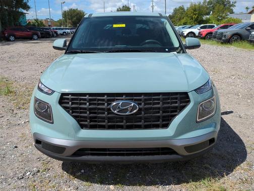 2026 Hyundai VENUE SE