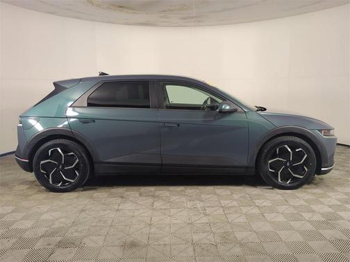 2022 Hyundai IONIQ 5 SEL