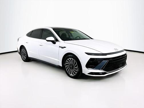 2025 Hyundai SONATA Hybrid Limited