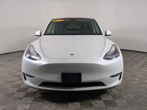 2021 Tesla Model Y Long Range Dual Motor All-Wheel Drive