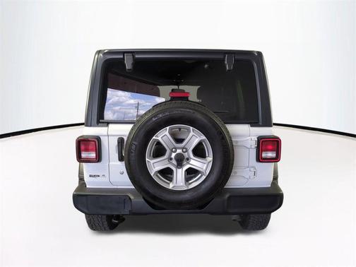 Bright White Clearcoat 2019 Jeep Wrangler Unlimited Sport