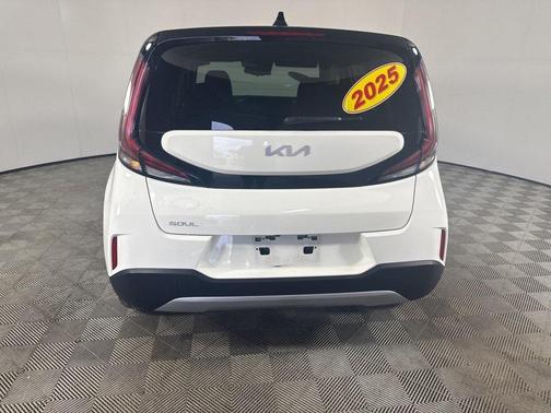 2025 Kia Soul S