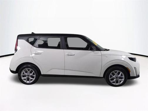 2025 Kia Soul S