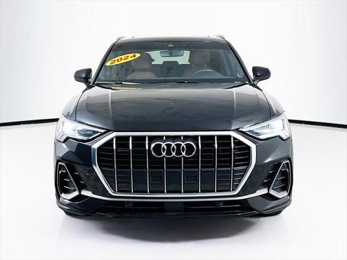 2024 Audi Q3 45 S line Premium Plus