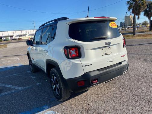 2021 Jeep Renegade Trailhawk