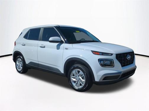 2026 Hyundai VENUE SE