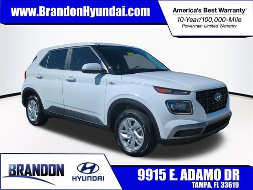 2026 Hyundai VENUE SE