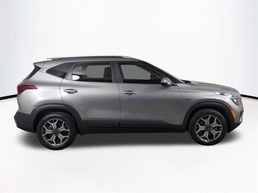 2021 Kia Seltos EX