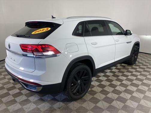 2023 Volkswagen Atlas Cross Sport 3.6L V6 SE w/Technology