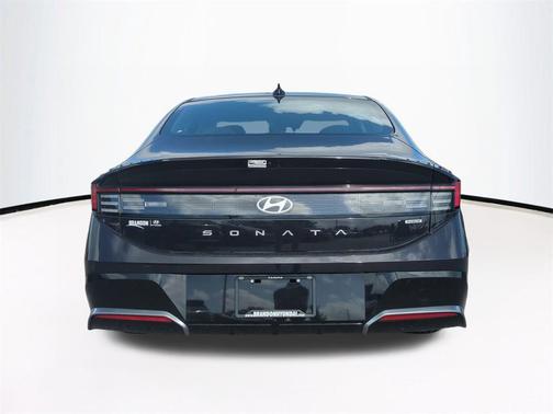 2025 Hyundai SONATA Hybrid SE