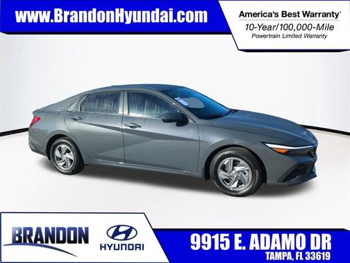 2026 Hyundai ELANTRA SE