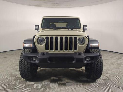 2020 Jeep Gladiator Sport