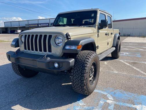 2020 Jeep Gladiator Sport