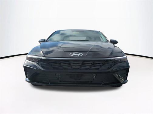 2025 Hyundai ELANTRA HEV SEL Sport