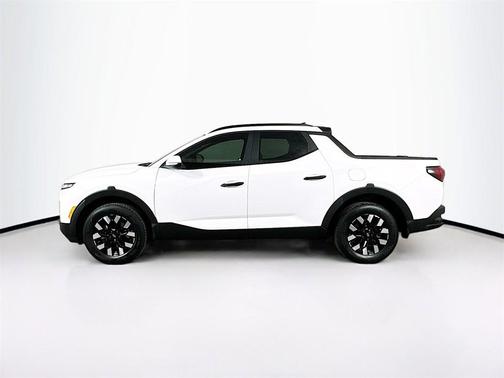 2025 Hyundai SANTA CRUZ SEL Activity