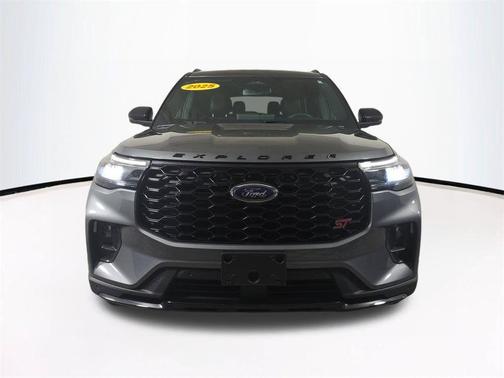 Carbonized Gray Metallic 2025 Ford Explorer ST