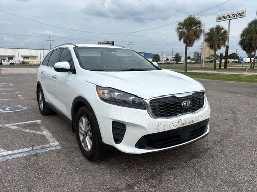 Snow White Pearl 2020 Kia Sorento LX