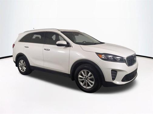 Snow White Pearl 2020 Kia Sorento LX