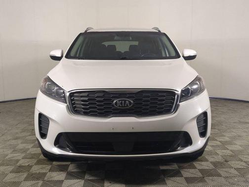 Snow White Pearl 2020 Kia Sorento LX