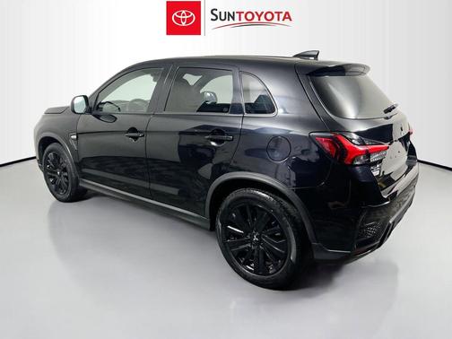 Labrador Black Pearl 2024 Mitsubishi Outlander Sport 2.0 LE
