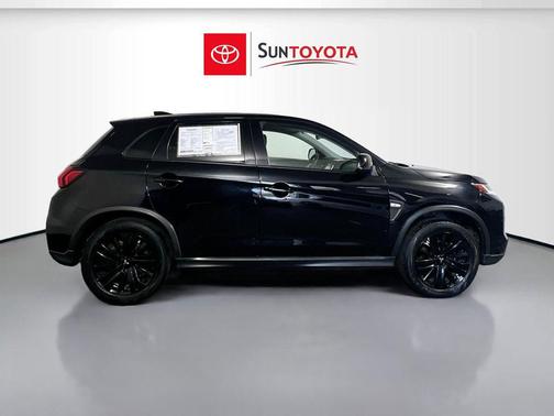 Labrador Black Pearl 2024 Mitsubishi Outlander Sport 2.0 LE