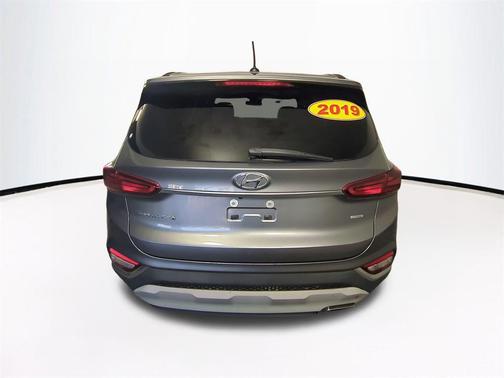 2019 Hyundai SANTA FE SE 2.4