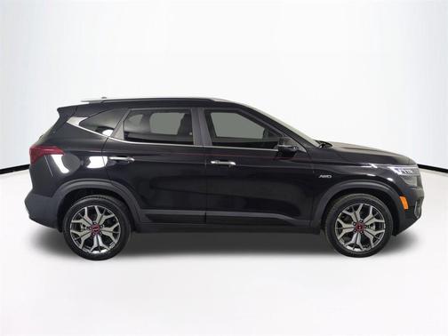 2023 Kia Seltos SX Turbo