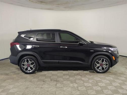 2023 Kia Seltos SX Turbo