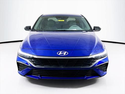 2025 Hyundai ELANTRA Sport