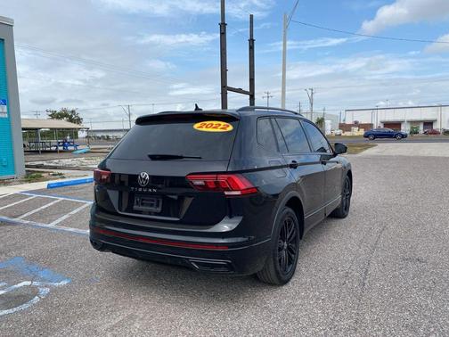 2022 Volkswagen Tiguan 2.0T SE R-Line Black