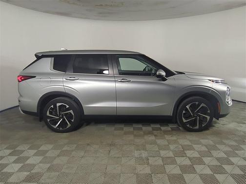 2023 Mitsubishi Outlander SE 2.5 2WD